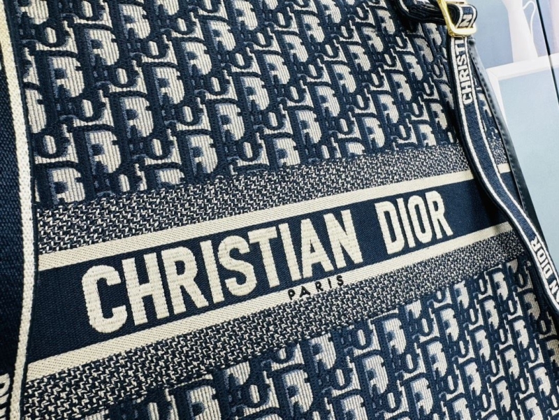 Dior Shopping Bags